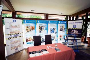 Wewnętrzne stoisko firmy DTA-TECHNIK sp. z o.o. przedstawiciela firmy Tracto-Technik w Polsce