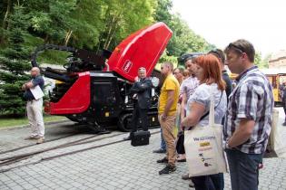 Pokaz firmy TORO podczas warsztatów / fot. Quality Studio dla www.inzynieria.com