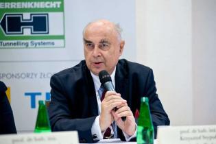 Panel dyskusyjny: Perspektywy budowy i rozbudowy metra w dużych obszarach miejskich na przykładzie Krakowa, Warszawy oraz Wrocławia - prof. dr hab. inż. Krzysztof Stypuła, Politechnika Krakowska / fot. 