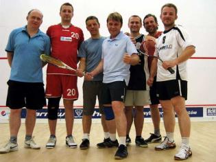 Uczestnicy II Mistrzostw Świata Bezwykopowców w squashu / fot. Mariusz Iwanejko