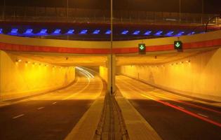 Tunel pod Rondem Ofiar Katynia. Fot. www.inzynieria.com