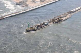 Przebudowa falochronów w Dziwnowie. Fot. Urząd Morski w Szczecinie