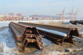 Budowa Nabrzeża Bułgarskiego i Nabrzeża Zamykającego w Porcie Gdynia. Fot. ArcelorMittal