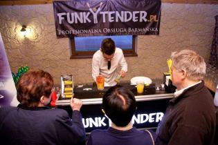 Kolacja grillowa, w trakcie której odbył się pokaz barmański ufundowany przez firmę Herrenknecht AG / fot. Quality Studio dla www.inzynieria.com