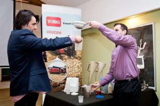 Od lewej: Jacek Jaworski i Łukasz Siąkała z firmy HEADS / fot. www.inzynieria.com