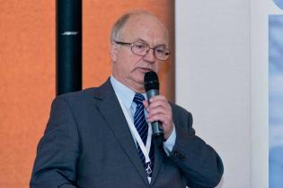 Wybrane zagadnienia posadowienia na palach w fundamentowaniu obiektów mostowych - prof. dr hab. inż. Kazimierz Gwizdała, Politechnika Gdańska / fot. Quality Studio dla www.inzynieria.com