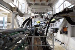 Widok środka pierwszej sekcji maszyny TBM
 / fot. Quality Studio dla www.inzynieria.com (13 września 2012 r.)