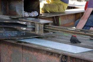 Budowa kładki - stan na 18.06.2010; fot.: INTOP Tarnobrzeg