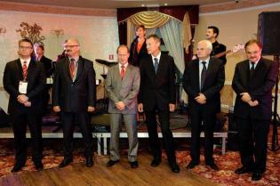 Jury nagród TYTAN 2012. Od lewej: Paweł Kośmider z Wydawnictwa INŻYNIERIA sp. z o.o., dr inż. Dariusz Zwierzchowski z Wyższej Inżynierskiej Szkoły Bezpieczeństwa i Organizacji Pracy, prof. dr hab. inż. Marian Kwietniewski z Politechniki Warszawskiej, dr i