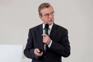 Analiza kosztów budowy sieci wodociągowej metodą wykopową i bezwykopową na przykładzie
wybranych metod – dr inż. Florian G. Piechurski, Politechnika Śląska / fot. Quality Studio dla www.inzynier