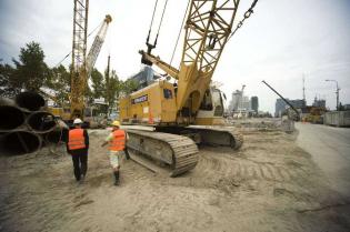 Budowa stacji Rondo Daszyńskiego - stan na 25.08.2011 r. / fot. inzynieria.com
