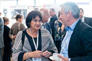 Stoiska firmowe podczas I Konferencji Budownictwo Podziemne 2015 / Dyskusje kuluarowe / fot. Quality Studio dla www.inzynieria.com