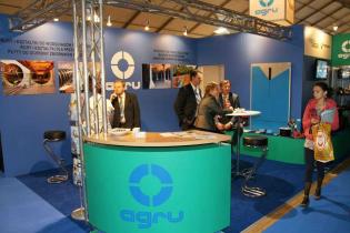 Wystawa maszyn i urządzeń w trakcie bydgoskich targów WOD-KAN 2011. Fot. www.inzynieria.com