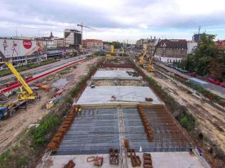 Budowa tunelu w rejonie ul. Dworcowej i Zwycięstwa w Gliwicach. Fot. Krzysztof Krzemiński / DTŚ S.A.