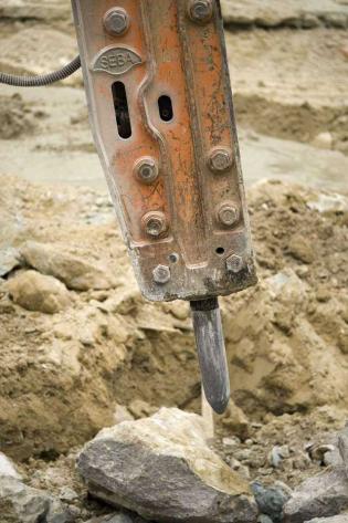 Budowa stacji Rondo Daszyńskiego - stan na 25.08.2011 r. / fot. inzynieria.com