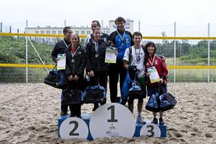 Spartakiada 2012 - siatkówka plażowa - zwycięzcy / fot. z archiwum Katowickich Wodociągów S.A.