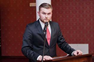 Uroczysta gala rozdania nagród TYTAN 2013. Piotr Tokarek z Wydawnictwa INŻYNIERIA sp. z o.o. / fot. Quality Studio dla www.inzynieria.com