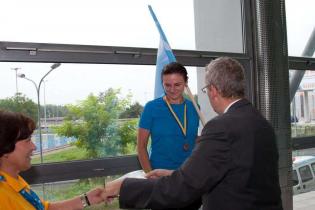 Spartakiada 2012 - dekoracja zwyciężczyń w pływaniu kobiet na 25 m / fot. Quality Studio dla www.inzynieria.com