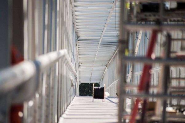 Zdjęcie Kładka nad wejściem do Portu Żerańskiego. Źródło: ZDM