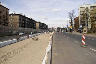 Budowa linii szybkiego tramwaju przy ul. Kotlarskiej. Stan na 30 marca 2010