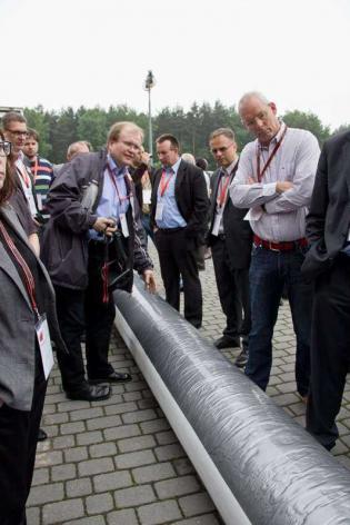 Pokaz na żywo - proces instalacji wykładziny CIPP firmy Brandenburger utwardzanej promieniami UV - Artur Bakaj, Grzegorz Owczarek, PPHU 