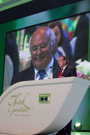 Były kanclerz Niemiec Gerhard Schröder. Fot. Herrenknecht AG