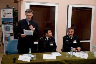 od lewej prof. dr hab inż. Jerzy Krawczyk -  Instytut Mechaniki Górotworu PAN, Małopolski Komendant Wojewódzki Państwowej Straży Pożarnej st. bryg. mgr inż. Andrzej Mróz, Prezes Oddziału Małopolskiego SITP Andrzej Siekanka - Komenda Wojewódzka Państwowej 