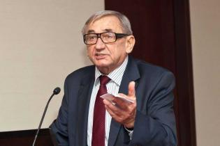 prof. January Bień - Politechnika Częstochowska / fot. Quality Studio dla www.inzynieria.com