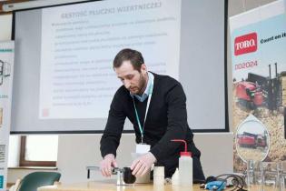 Pomiary płuczek wiertniczych / fot. Quality Studio dla www.inzynieria.com