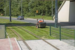 Gotowy odcinek szybkiego tramwaju przy ul. Herlinga Grudzińskiego i Klimeckiego. Stan na 11 sierpnia 2010