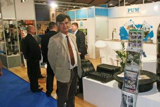 Wystawa maszyn i urządzeń w trakcie bydgoskich targów WOD-KAN 2011. Fot. www.inzynieria.com