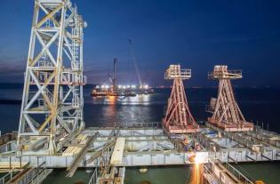 Most drogowo-kolejowy ma połączyć Półwysep Krymski z rosyjskim Półwyspem Tamańskim Źródło: Centrum Informacyjne 