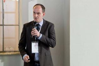 Naprawy kanalizacji z wykorzystaniem rękawów utwardzanych promieniowaniem UV. Omówienie zalet i wad metody UV – Paweł Konopczyński, Gamm-Bud sp. z o.o. / fot. Quality Studio dla www.inzynieria.co