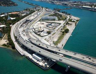 Realizacja tunelu drogowego w Miami, USA. Źródło: Florida Department of Transportation