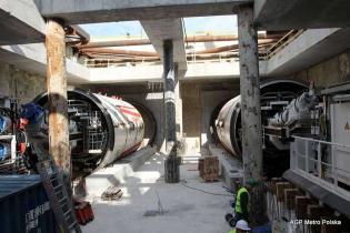 Umieszczenie TBM Maria w szybie - 11.04.2012 r. / fot. z archiwum AGP Metro Polska