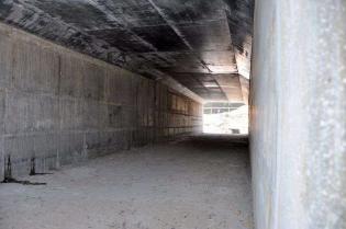 Przejście podziemne - wnętrze. Stan na luty 2012 / fot. Link PR