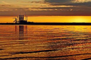 Budowa gazoportu w Świnoujściu - sierpień/wrzesień 2015 r. Fot. Polskie LNG S.A.