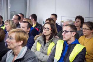 Pokaz odcinka kanalizacji zbudowanego z rur żelbetowych z okładziną PEHD o profilu jajowym – największych z oferty HABA-Beton. Fot. Quality Studio dla www.inzynieria.com