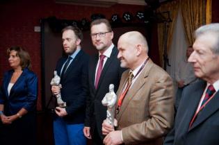 Uroczysta gala rozdania nagród TYTAN 2013. Od lewej: prof. dr hab. inż. Anna Siemińska-Lewandowska - Politechnika Warszawska, dr hab. inż. Marek Cała, profesor nadzw., Akademia Górniczo-Hutnicza, dr hab. inż. Adam Wysokowski - prof. UZ, Uniwersytet Zielon
