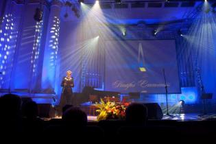 Lidia Jazgar - prowadząca Galę Pontifex Cracoviensis 2011. Fot. www.inzynieria.com