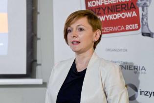 Czy zamawiający, który nie może złożyć oświadczenia o dysponowaniu nieruchomością na cele budowlane, jest uprawniony do realizowania inwestycji w formule „zaprojektuj i wybuduj