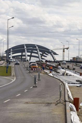 Budowa linii szybkiego tramwaju przy ul. Kotlarskiej. Stan na 30 marca 2010