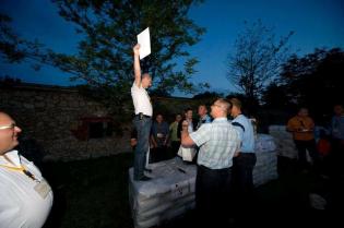 Rozdanie nagród za udział w Rodeo HDD  2011 / uczestnicy Rodeo HDD 2011 po rozdaniu nagród / fot. inzynieria.com