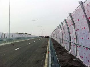 Próby obciążeniowe w dniu 23.10.2011 r., fot. www.inzynieria.com