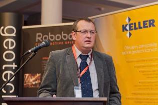 Likwidacja przebić hydraulicznych i ograniczenie dopływu wody do  głębokich wykopów budowlanych - praktyczne doświadczenia z realizacji - mgr inż. Daniel Słowikowski - Przedsiębiorstwo Robót Geologiczno-Wiertniczych G. Janik, R. Kuś sp.j./ fot. 