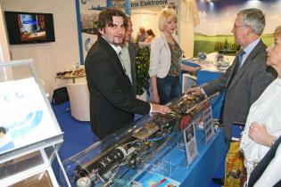 Wystawa maszyn i urządzeń w trakcie bydgoskich targów WOD-KAN 2011. Fot. www.inzynieria.com