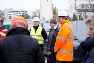 Pokaz odcinka kanalizacji zbudowanego z rur żelbetowych z okładziną PEHD o profilu jajowym – największych z oferty HABA-Beton. Fot. Quality Studio dla www.inzynieria.com