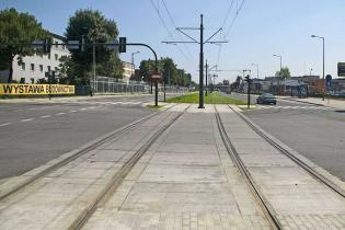 Gotowy odcinek szybkiego tramwaju przy ul. Herlinga Grudzińskiego i Klimeckiego. Stan na 11 sierpnia 2010