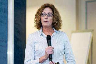 Przedstawicielka firmy IPP Deltaflex / fot. Quality Studio dla www.inzynieria.com