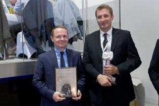 Od lewej: Ireneusz Jaki, zastępca prezesa Wodociągów i Kanalizcji w Opolu sp. z o.o. oraz Jakub Blejsz z firmy Blejkan sp. z o.o. / fot. Quality Studio dla www.inzynieria.com